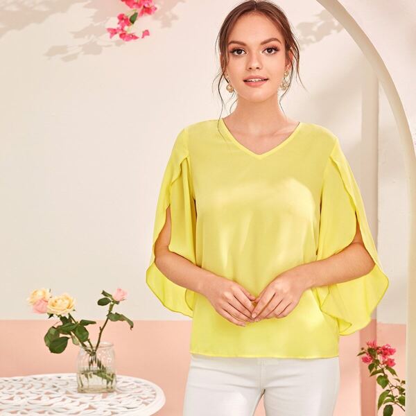

Solid Split Sleeve Top
