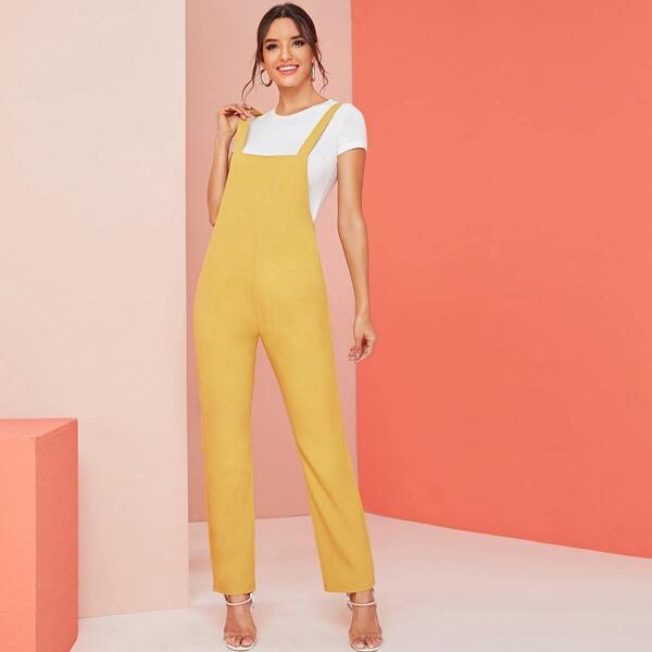 

Solid Strap Sleeveless Jumpsuit