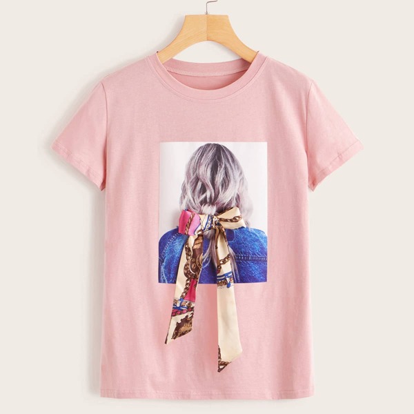 

Figure Print Ribbon Tee