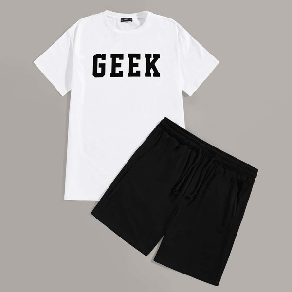 

Men Letter Print Tee and Slant Pocket Shorts Set