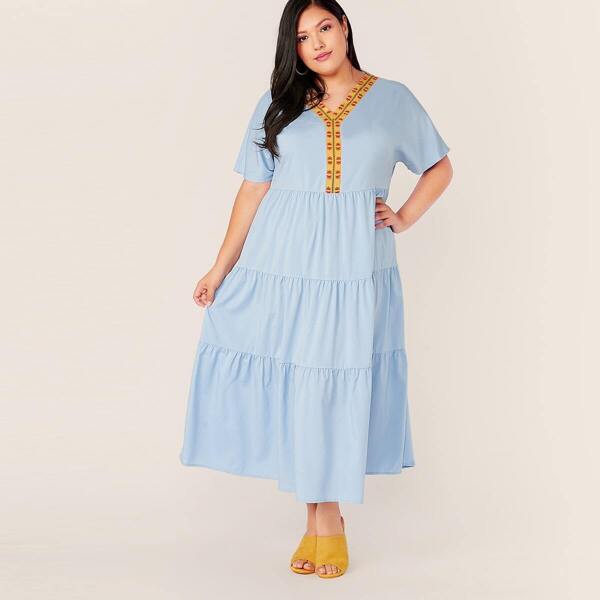 

Plus Contrast Embroidery Insert Layered Hem Dress, Blue