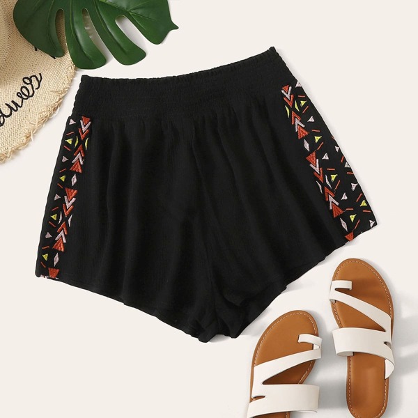 

Embroidered Side Shirred Waist Crinkle Shorts