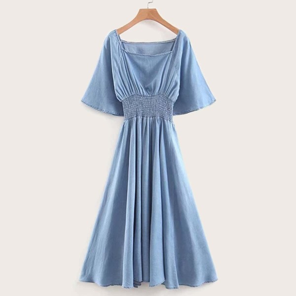 

Solid Shirred Waist Denim Dress