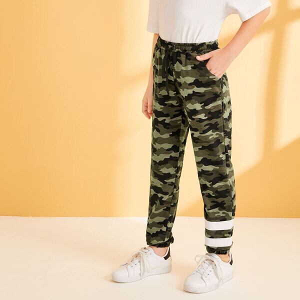 

Boys Elastic Waist Striped Detail Camo Print Pants, Multicolor