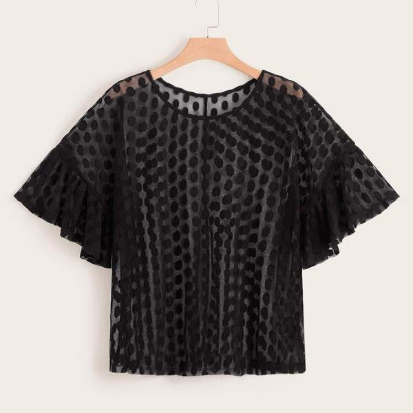 

Plus Flounce Sleeve Dobby Mesh Top Without Bra