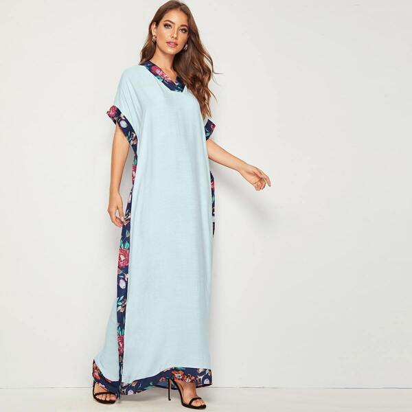 

V-neck Floral Print Hem Dress
