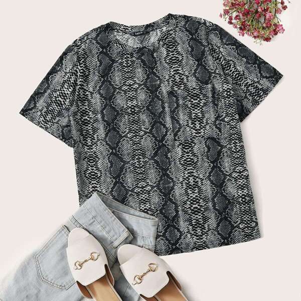 

Snakeskin Print Short Sleeve Top