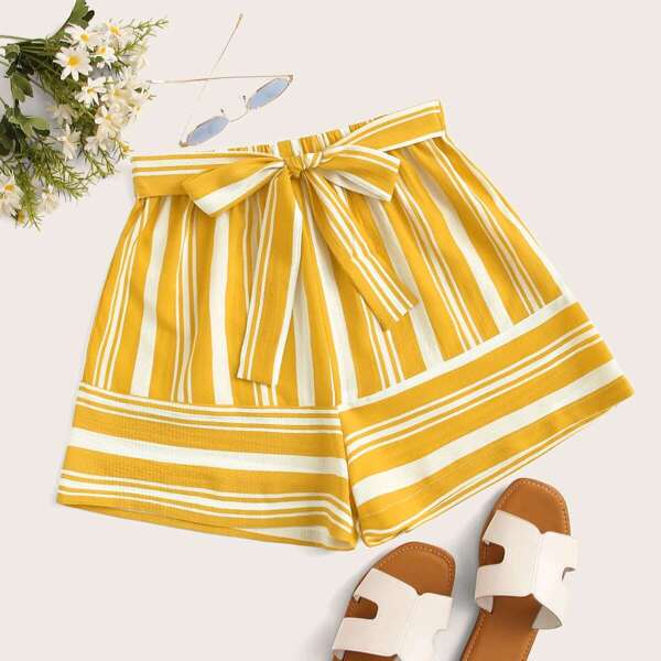 

Striped Tie Front Wide Leg Shorts