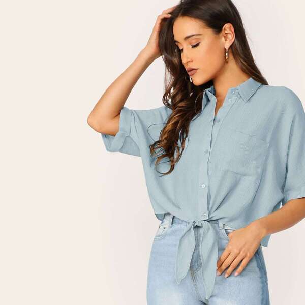

Batwing Sleeve Pocket Patched Knot Hem Shirt