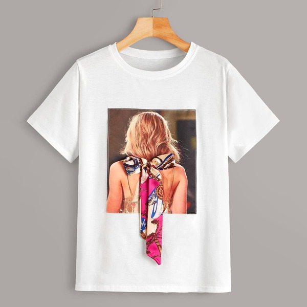 

Figure Print Bow Tee