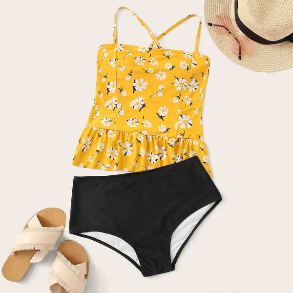 

Floral Criss Cross Ruffle Hem Tankini
