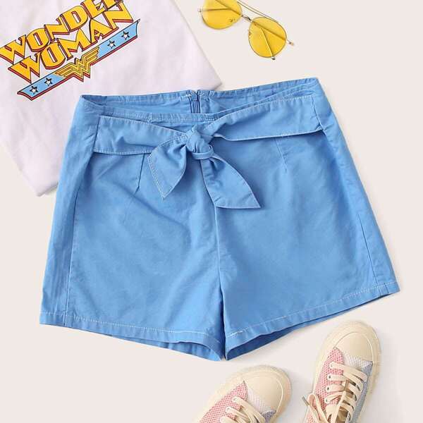 

Zip Back Tie Front Solid Denim Shorts