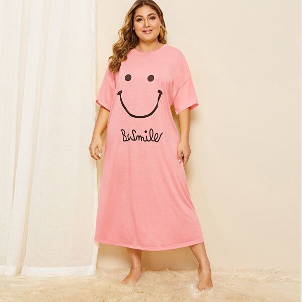

Plus Drop Shoulder Slogan and Smile Print Night Dress