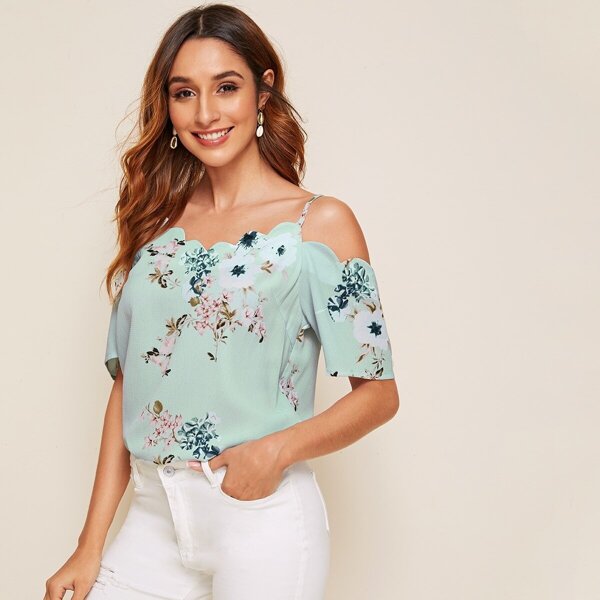 

Cold Shoulder Scallop Floral Print Top