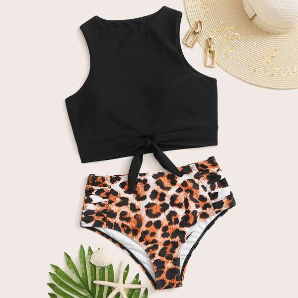 

Knot Hem Top With Leopard Bikini Set