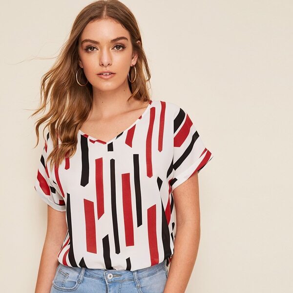 

V-neck Cuff Sleeve Geo Print Top, Multicolor
