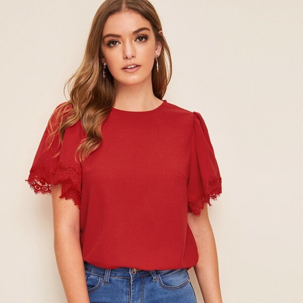 

Eyelash Lace Trim Flutter Sleeve Top, Red bright