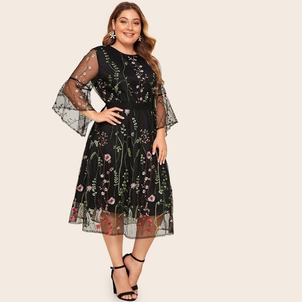 

Plus Embroidery Mesh Overlay Flounce Sleeve Dress