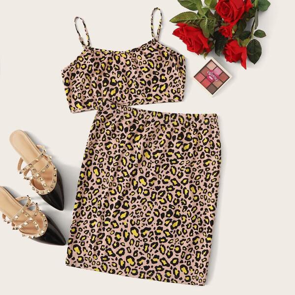 

Leopard Print Crop Cami Top & Skinny Skirt Set, Multicolor
