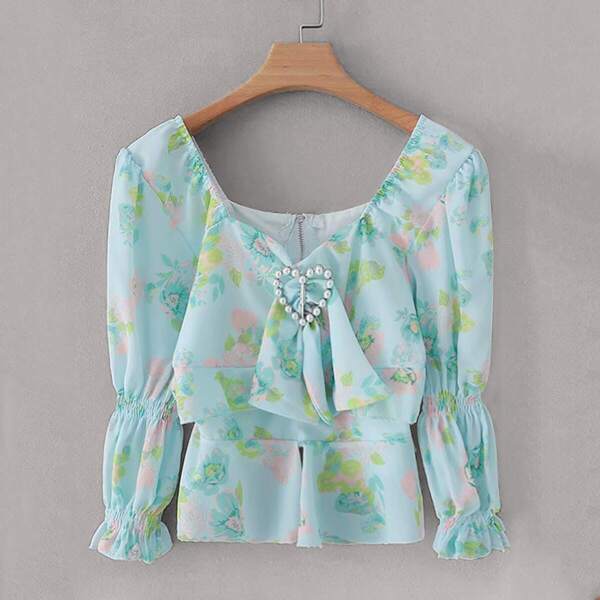 

Pearl Beaded Ditsy Floral Ruffle Blouse