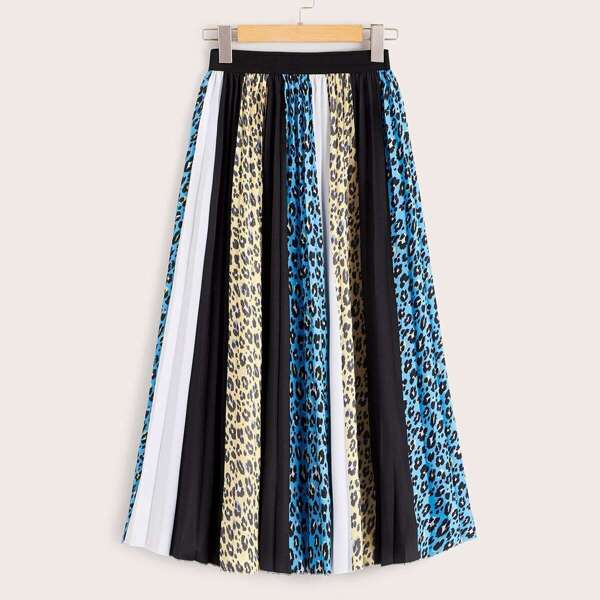 

Pleated Leopard Print Skirt, Multicolor