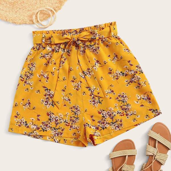 

Ditsy Floral Print Belted Shorts