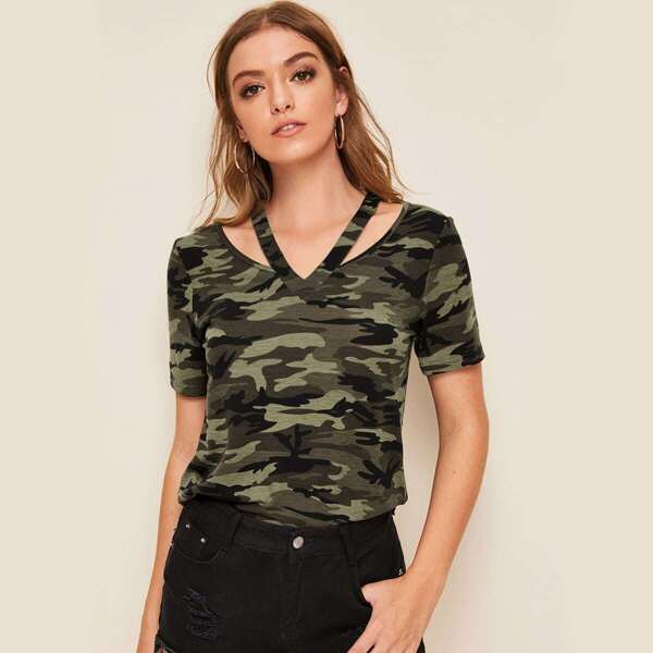 

Strap Neck Camo Print Tee