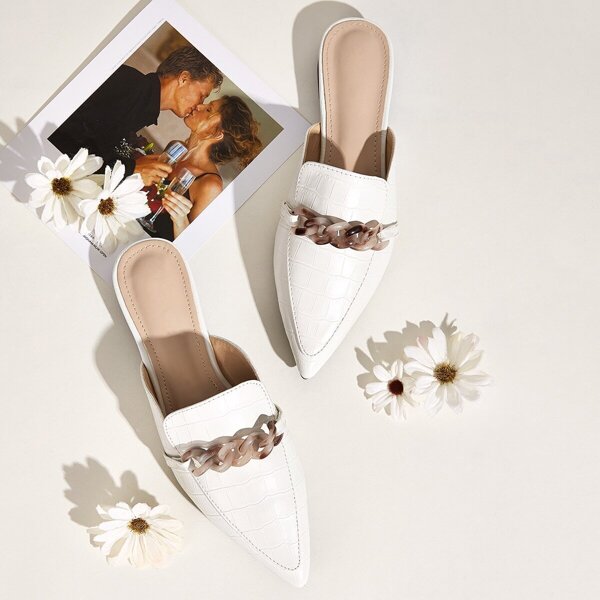 

Point Toe Chain Decor Flat Mules
