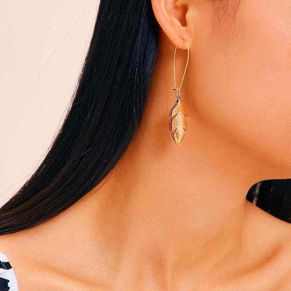 

Circle Decor Leaf Drop Earring 1pair