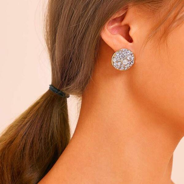 

Rhinestone Engraved Round Stud Earrings 1pair