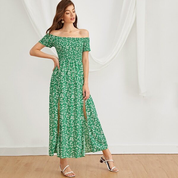

Ditsy Floral Off Shoulder M-slit Hem Shirred Dress