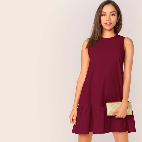 

Keyhole Back Ruffle Hem Swing Dress