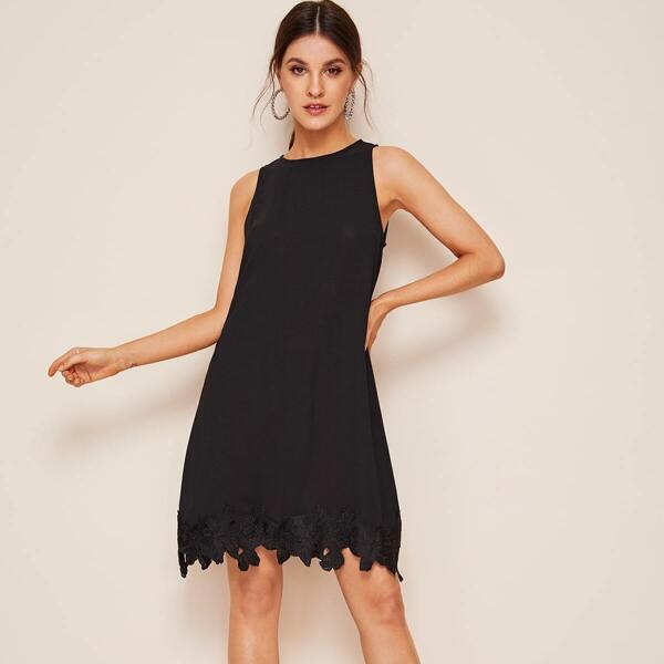 

Hollow Out Crochet Hem Button Keyhole Back Dress, Black