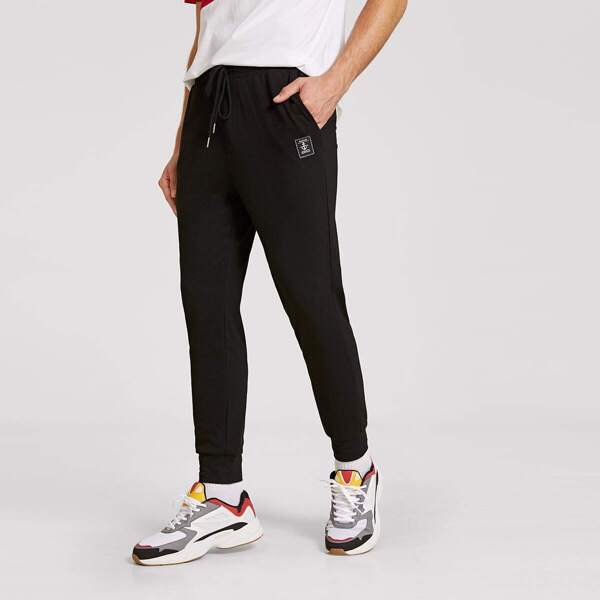 

Men Patch Detail Drawstring Waist Sweatpants, Black