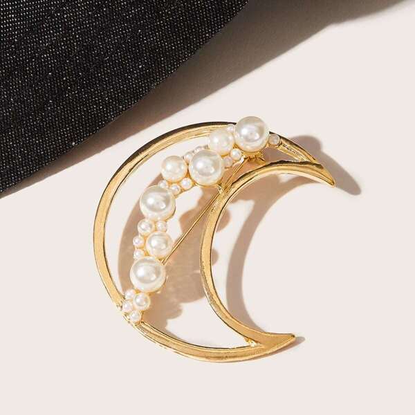 

Faux Pearl Decor Moon Shaped Brooch 1pc