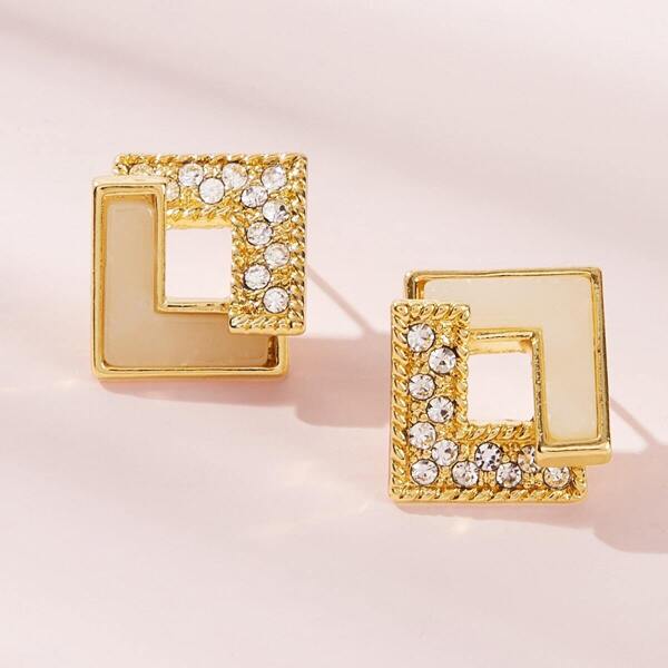 

Rhinestone Engraved Square Earrings 1pair, Gold