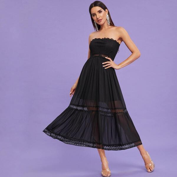 

Contrast Lace Ruffle Hem Tube Dress