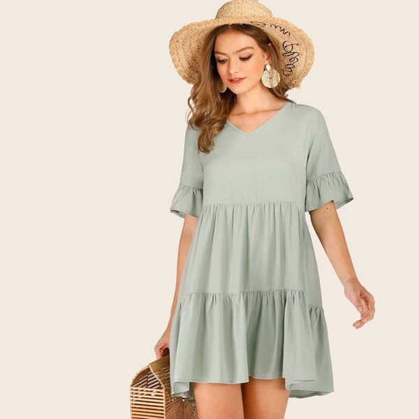 

Solid V-neck Ruffle Hem Smock Dress