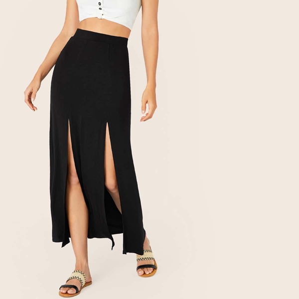 

Solid M-slit Hem Skirt