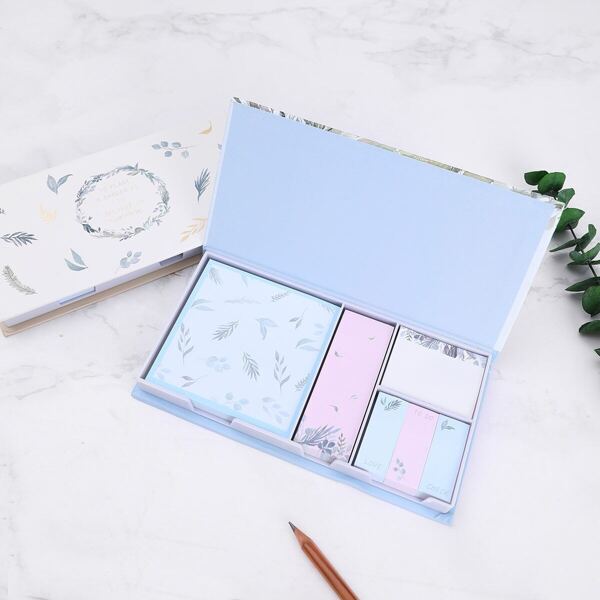

Random Boxed Leaf & Slogan Print Sticky Note 1pc