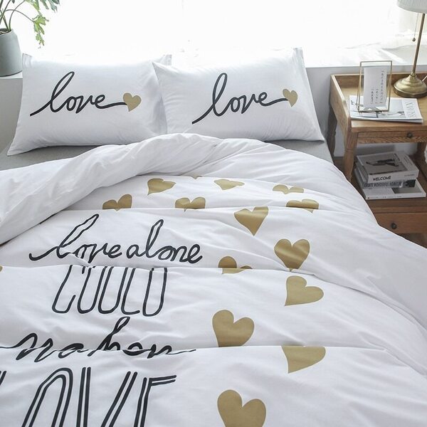 

Heart & Letter Print Sheet Set