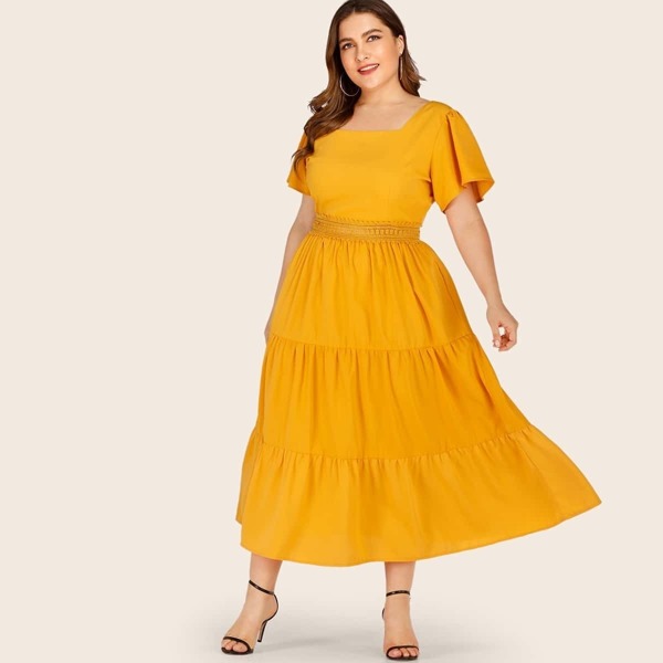 

Plus Square Neck Hollow Out Ruffle Hem Dress