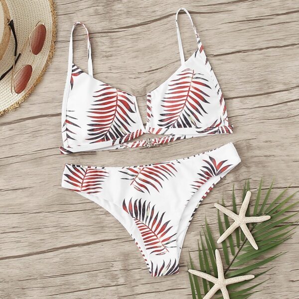 

Random Leaf Print V-cut Bikini Set