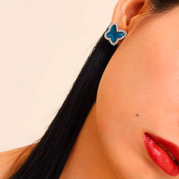 

Butterfly Shaped Stud Earrings 1pair