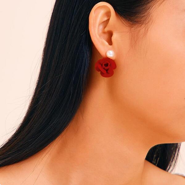 

Faux Pearl Decor Flower Shaped Earrings 1pair