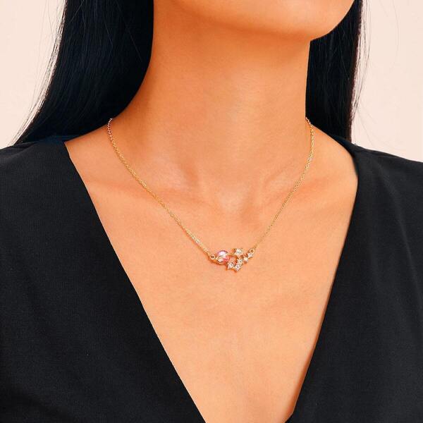 

Rhinestone Engraved Star Decor Necklace 1pc