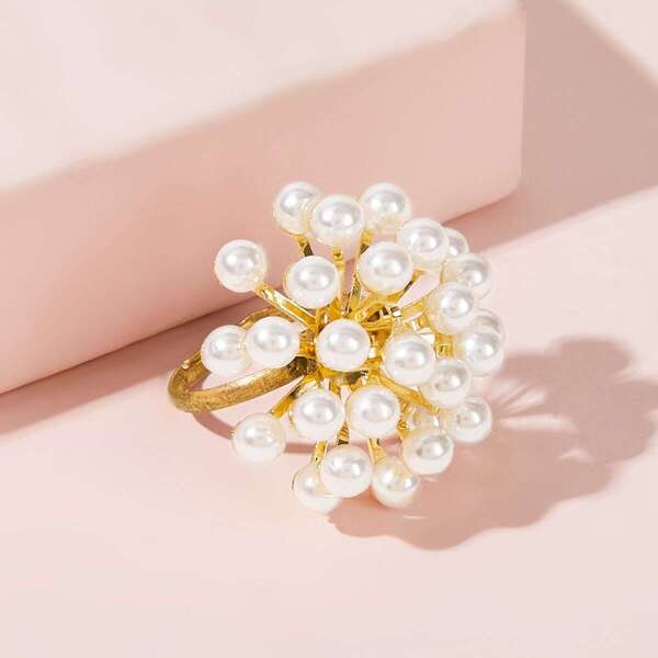 

Faux Pearl Cluster Decor Ring 1pc, White