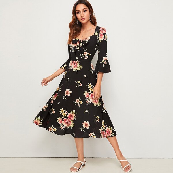 

Floral Tie Front Flounce Sleeve Dress