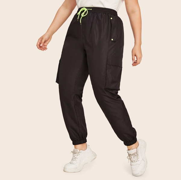 

Plus Waist Drawstring Side Pocket Pants