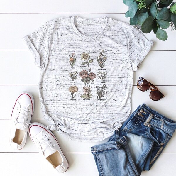 

Floral & Letter Graphic Tee